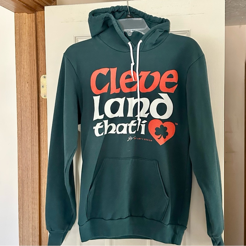 Cleveland that I love sweatshirt, green